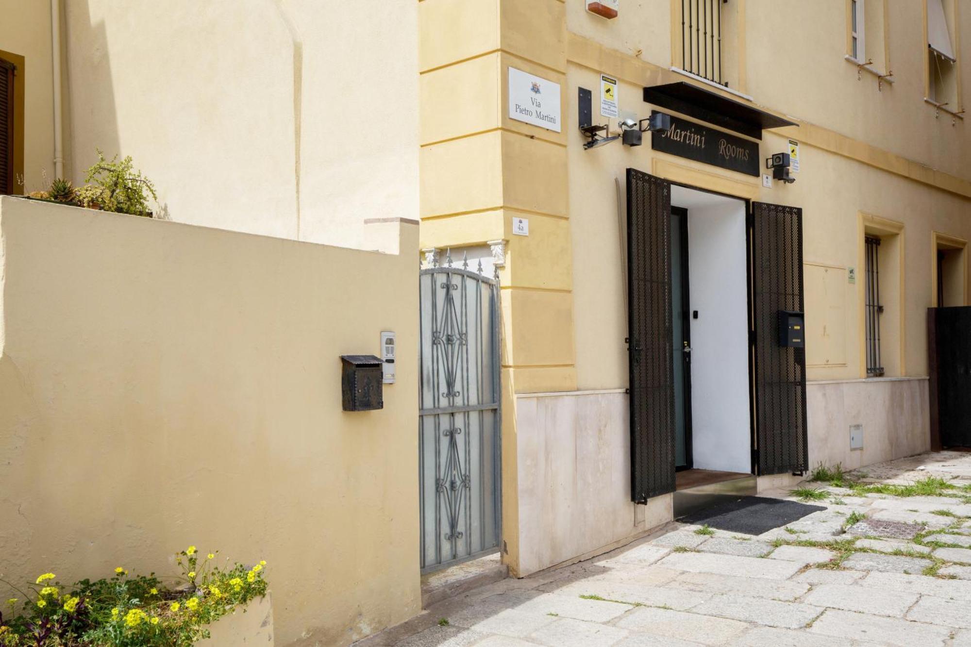 Martini Rooms Castello Cagliari Exterior foto
